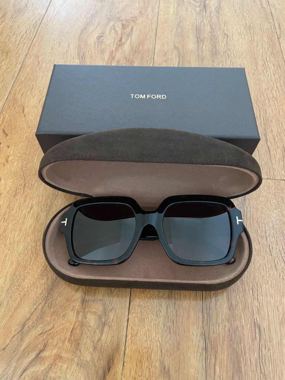 Tom Ford FT1082 Oversized Square Sunglasses